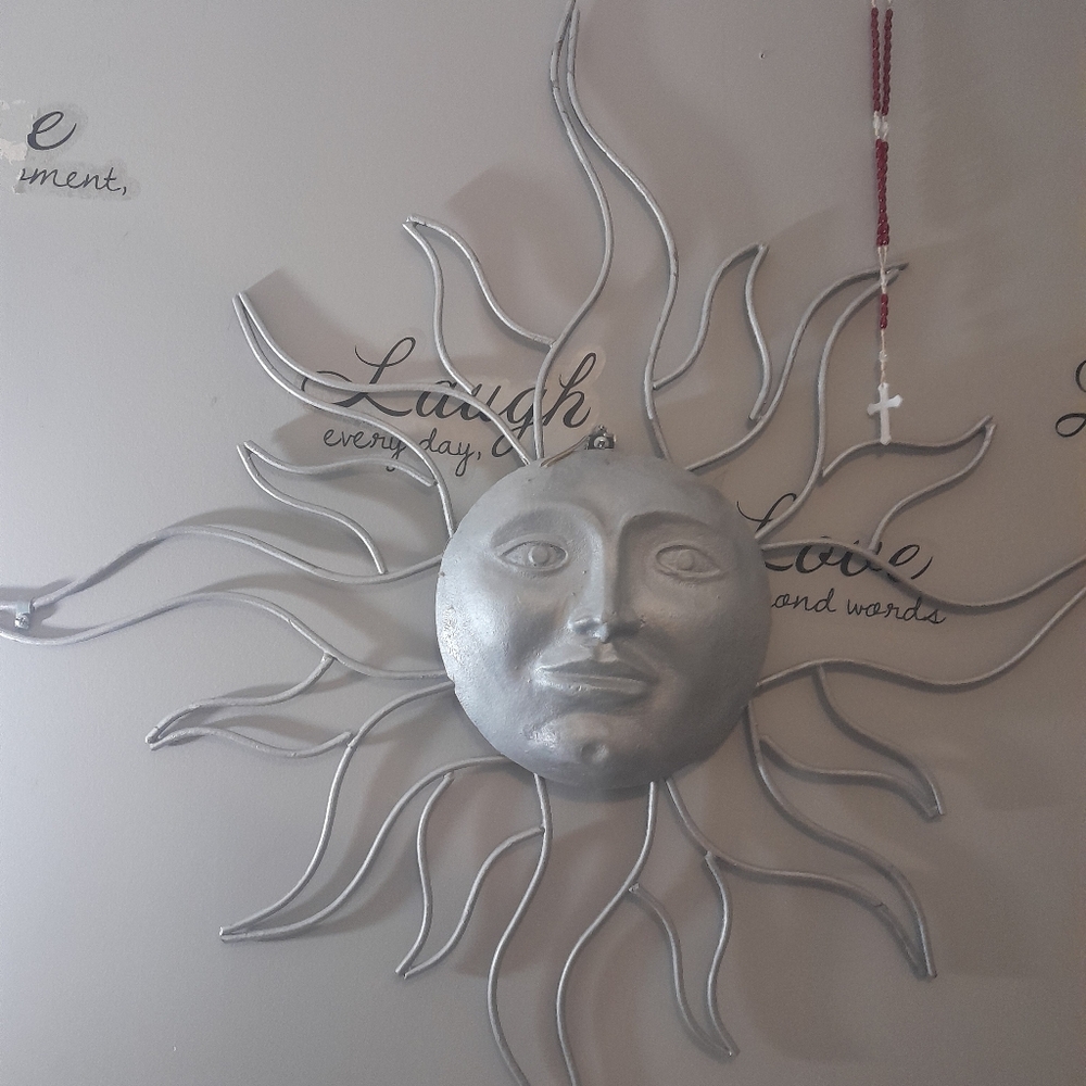 Cast iron Aztec sun - Picture 2 of 2